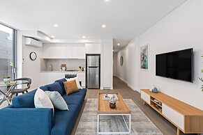Azure Apartments by Urban Rest