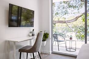 Azure Apartments by Urban Rest