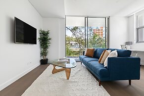Azure Apartments by Urban Rest