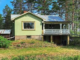 Vintage Forest Retreat-by Traum