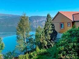 6 Person Holiday Home in Utvik