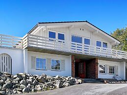 4 Star Holiday Home in Fitjar