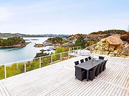 4 Star Holiday Home in Fitjar