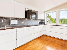 4 Star Holiday Home in Fitjar