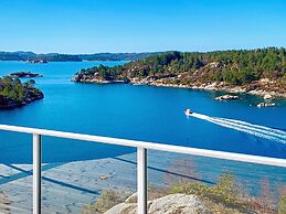 4 Star Holiday Home in Fitjar