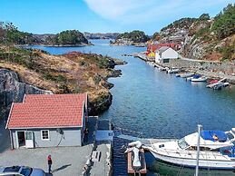 4 Star Holiday Home in Fitjar