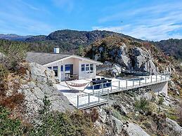 4 Star Holiday Home in Fitjar
