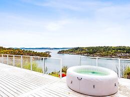 4 Star Holiday Home in Fitjar