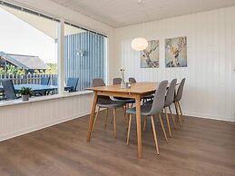6 Person Holiday Home in Juelsminde
