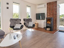 6 Person Holiday Home in Juelsminde
