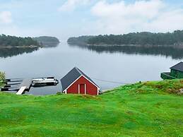6 Person Holiday Home in Lindas