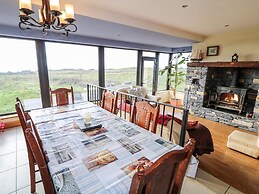 Ocean Sail House