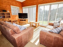 Watersview Lodge