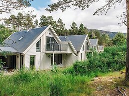 Golden Eagle Lodge