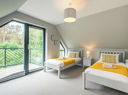 Golden Eagle Lodge