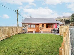 Cut Moch, Plas Moelfre Hall Barns