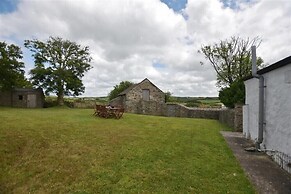 Panteurig Farmhouse