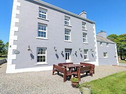 Newton West Farm