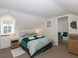 Middle Cottage
