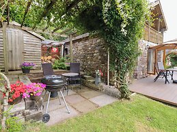 Dan Castell Cottage