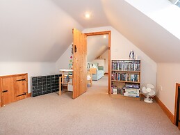 Wisteria Cottage