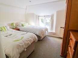3 Rose Cottages