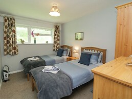 9 Manorcombe Bungalows
