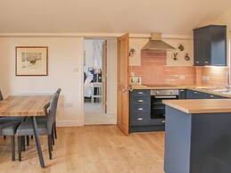 Hillside Lodge