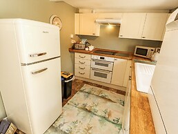 Corner Cottage