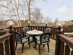Snowy Owl Lodge