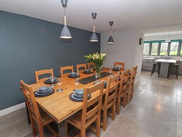 Ysgubor Tyddyn Isaf