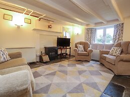 2 Rose Cottages