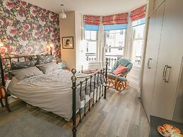 Apartment 4