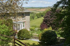 Gitcombe House