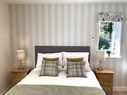 Larchwood Lodge