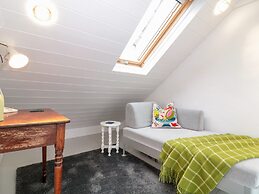 1 Jubilee Cottage