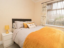 Cosy Bee