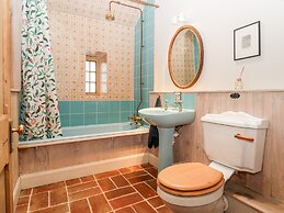Old Cary Cottage