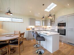Otter Lodge