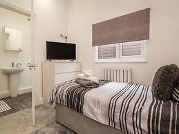 Sparrows Den Lodge