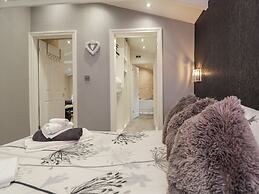 Sparrows Den Lodge