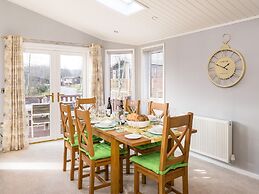 Waternook Lodge