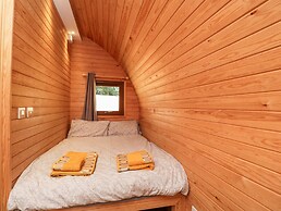 Halmore Pod