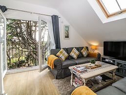 Monterey Mews