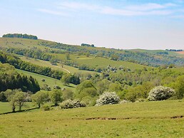 Dovedale