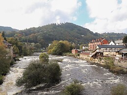 Whitewater Cottage