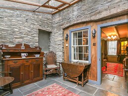 The Precinct House