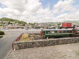 1 South Snowdon Wharf