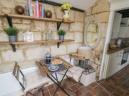 Thimble Cottage