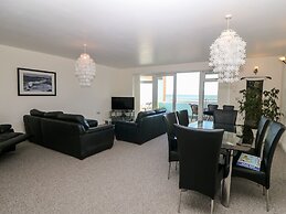 Sea View Apartment